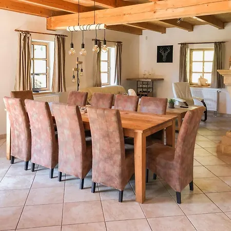 Villa Zacler With Garden *
